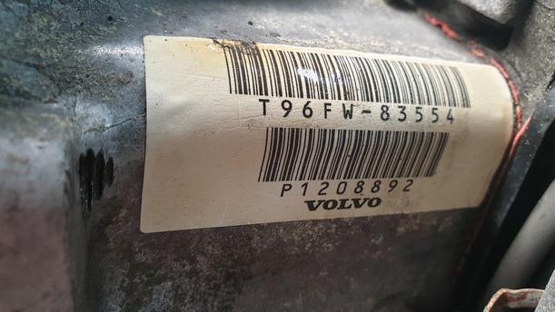 Foto: AUTOMATIKGETRIEBE eines Volvo 850 2.5-10V