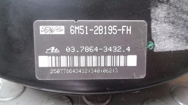 Foto: BREMSKRAFTVERSTÄRKER eines Ford Focus 1.6 16V