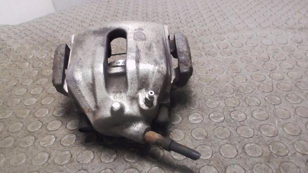 Foto: BREMSSATTEL VORN RECHTS eines Volvo 850 2.5-10V