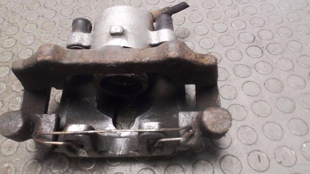 Foto: BREMSSATTEL VORN RECHTS eines Volvo 850 2.5-10V
