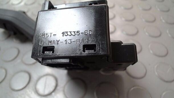 Foto: BLINKSCHALTER/ KOMBISCHALTER ( FÜR BORDCOMPUTER ) eines Ford Focus 1.6 16V