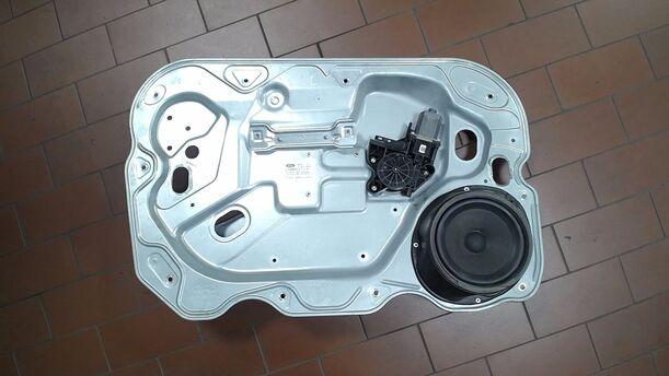 Foto: FENSTERHEBER ELEKTRISCH VORN LINKS ( 4/5 TÜRER ) eines Ford Focus 1.6 16V