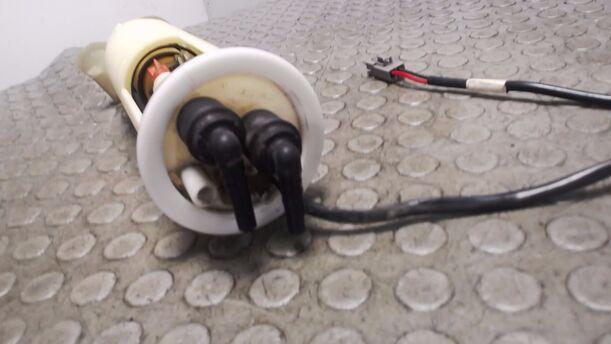 Foto: KRAFTSTOFFPUMPE eines Volvo 850 2.5-10V