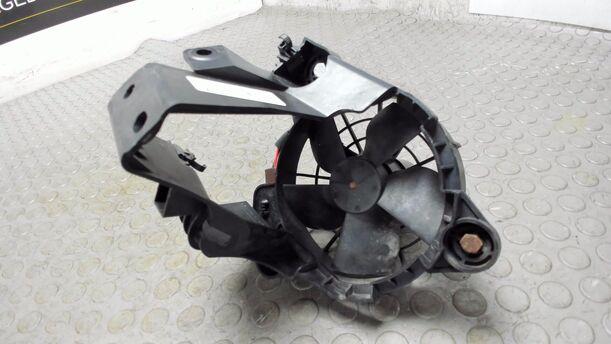 Foto: ZUSATZLÜFTER / GEBLÄSEMOTOR eines Renault Twingo SCe 70