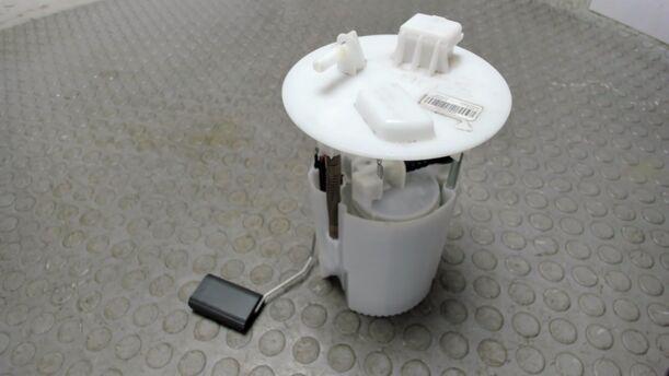 Foto: KRAFTSTOFFPUMPE eines Renault Twingo SCe 70