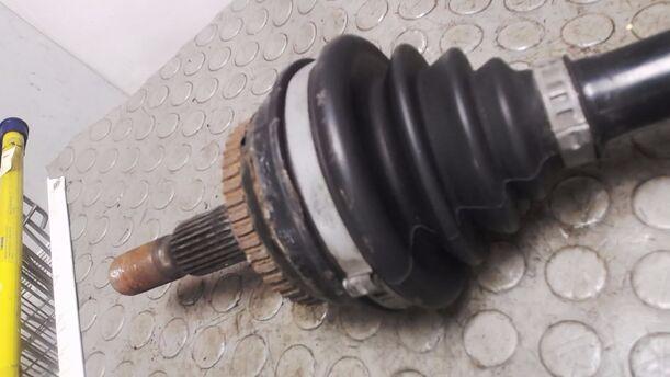 Foto: ANTRIEBSWELLE LINKS eines Volvo 850 2.5-10V