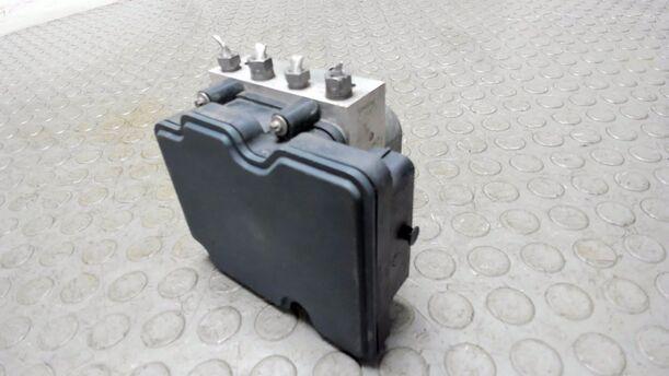 Foto: HAUPTBREMSAGGREGAT ABS eines Renault Twingo SCe 70