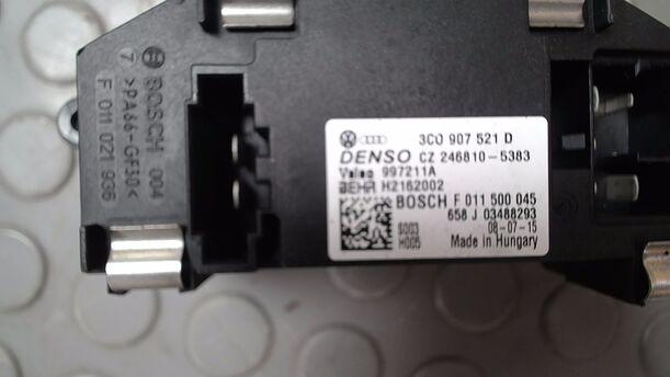 Foto: WIDERSTAND HEIZUNGSGEBLÄSE eines VW Touran 1.9 TDI