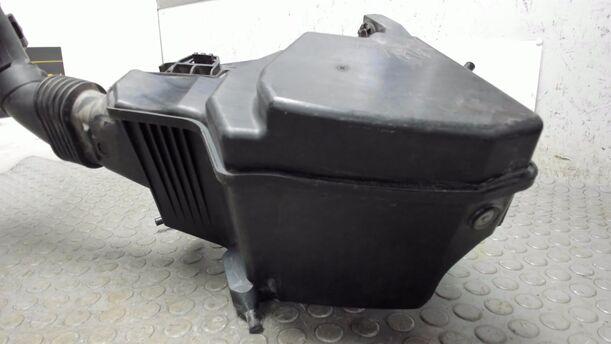 Foto: LUFTFILTERKASTEN eines Renault Twingo SCe 70 CD