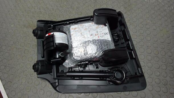 Foto: PANNENSET / ABLAGE BORDWERKZEUG eines Renault Twingo SCe 70 CD