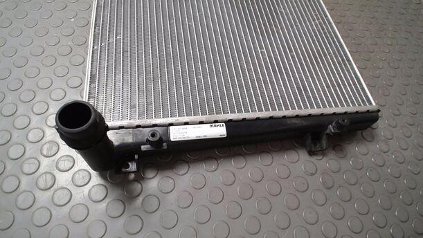 Foto: KÜHLER ( MAHLE ) eines VW Touran 1.9 TDI CD