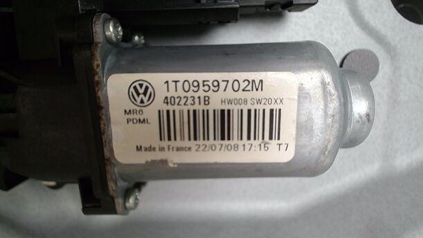 Foto: FENSTERHEBER ELEKTRISCH VORN RECHTS eines VW Touran 1.9 TDI CD