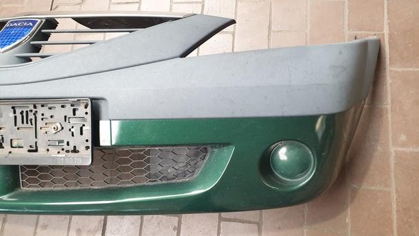 Foto: STOSSFÄNGER / STOßSTANGE VORNE eines Dacia Logan 1.4 CD