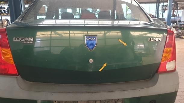 Foto: HECKDECKEL / HECKKLAPPE eines Dacia Logan 1.4 CD