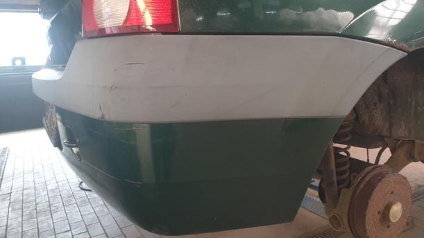 Foto: STOSSFÄNGER / STOßSTANGE HINTEN eines Dacia Logan 1.4 CD