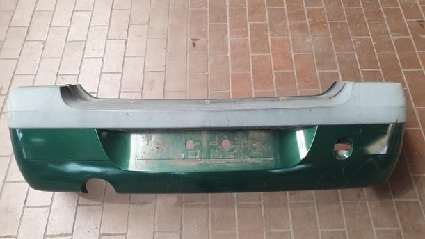 Foto: STOSSFÄNGER / STOßSTANGE HINTEN eines Dacia Logan 1.4 CD