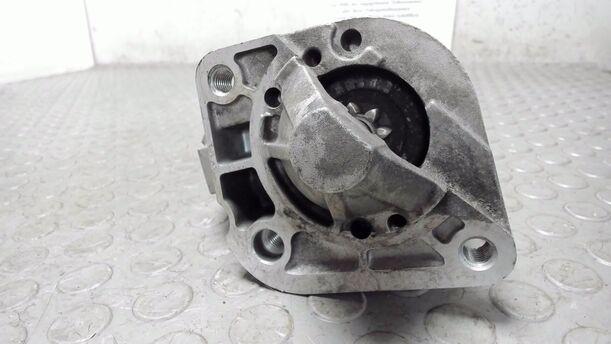 Foto: ANLASSER / STARTER eines Dacia Logan 1.4 CD