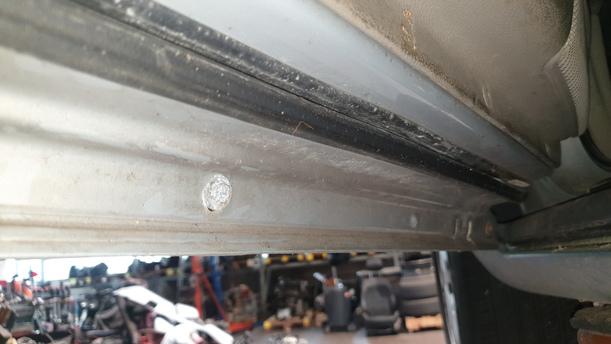 Foto: TÜR VORNE LINKS eines Volvo V70 T5 GL