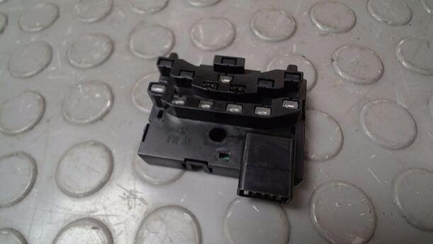 Foto: LENKWINKELSENSOR eines VW Touran 1.9 TDI CD
