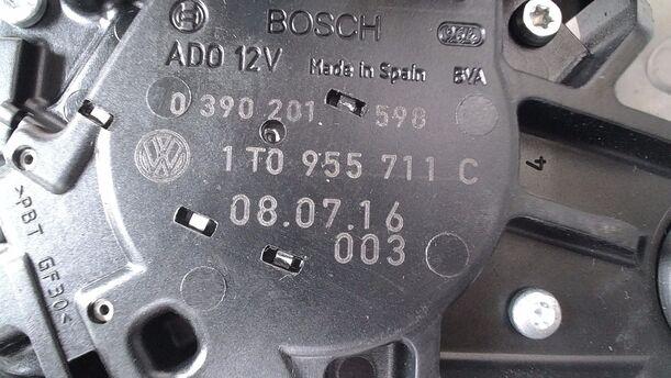 Foto: SCHEIBENWISCHERMOTOR HINTEN eines VW Touran 1.9 TDI CD