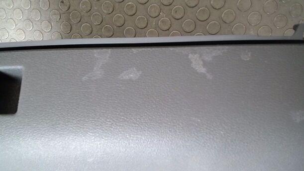 Foto: HANDSCHUHFACH eines VW Touran 1.9 TDI CD