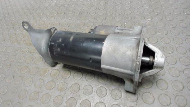 Foto: ANLASSER / STARTER eines Volvo V70 T5 CD