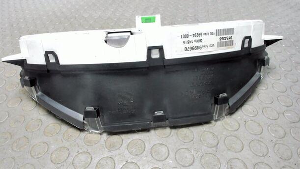 Foto: TACHOEINHEIT / KOMBIINSTRUMENT eines Volvo V70 T5 CD