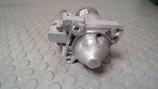Foto: ANLASSER ( SCHALTGETRIEBE ) eines Nissan Almera 1.5 dCi CD