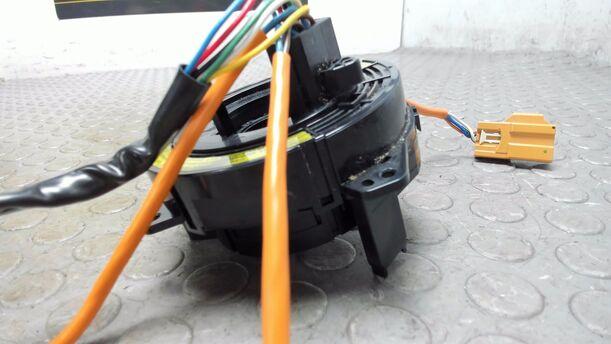 Foto: WICKELFEDER / SCHLEIFRING eines Volvo V70 T5 CD