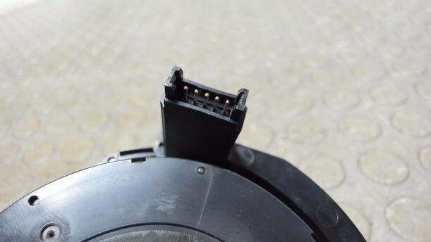 Foto: WICKELFEDER / SCHLEIFRING eines Volvo V70 T5 CD
