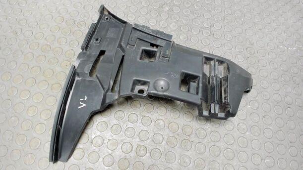 Foto: STOSSFÄNGERHALTER VORNE LINKS eines Volvo V70 T5 CD