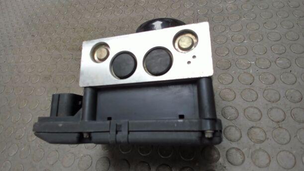 Foto: HAUPTBREMSAGGREGAT ABS eines Volvo V70 T5 CD