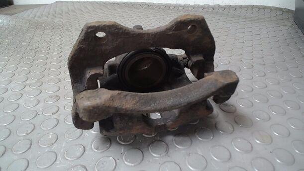 Foto: BREMSSATTEL VORN RECHTS ( LUCAS ) eines Nissan Almera 1.5 dCi CD
