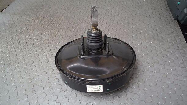 Foto: BREMSKRAFTVERSTÄRKER eines Nissan Almera 1.5 dCi CD
