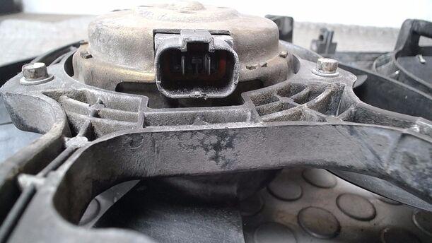 Foto: ELEKTROLÜFTER eines Nissan Almera 1.5 dCi CD