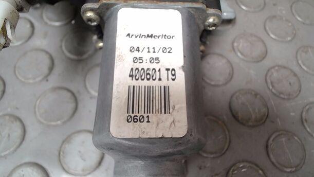 Foto: FENSTERHEBER ELEKTRISCH VORN LINKS eines Nissan Almera 1.5 dCi CD