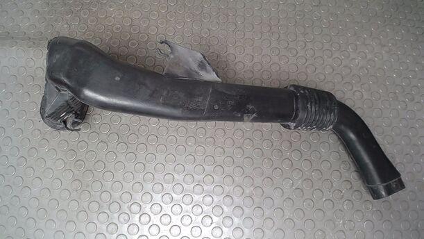 Foto: LUFTFILTERSCHLAUCH/ SCHLAUCH LUFTFILTER eines Nissan Almera 1.5 dCi