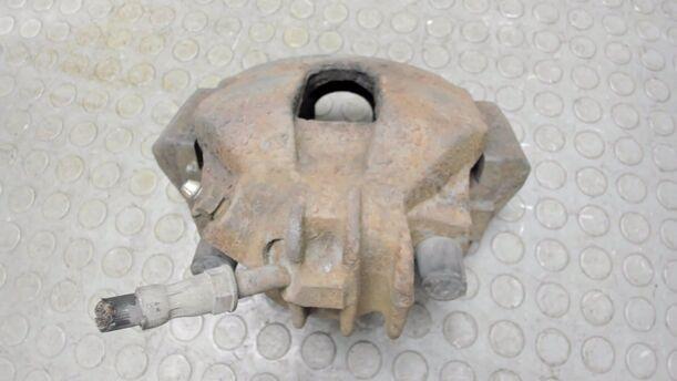 Foto: BREMSSATTEL VORNE LINKS eines Volvo V70 T5