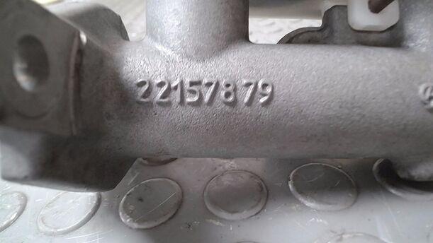 Foto: HAUPTBREMSZYLINDER eines Nissan Almera 1.5 dCi
