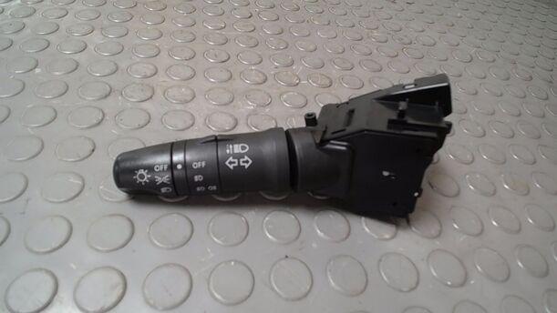 Foto: BLINKSCHALTER/ KOMBISCHALTER ( FÜR NEBELSCHEINWERFER ) eines Nissan Almera 1.5 dCi