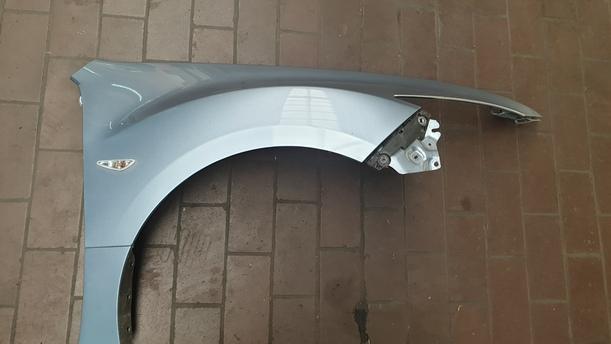 Foto: KOTFLÜGEL RECHTS eines Mazda 6 Sport Kombi 2.2 CD DPF