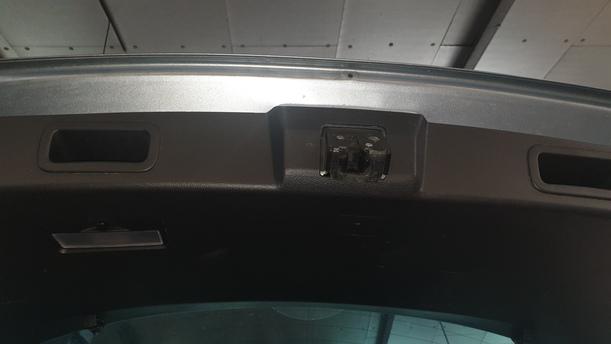 Foto: HECKKLAPPE/ HECKDECKEL ( KOMBI ) eines Mazda 6 Sport Kombi 2.2 CD DPF
