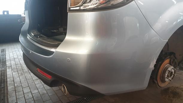 Foto: STOSSFÄNGER/ STOßSTANGE HINTEN ( KOMBI ) eines Mazda 6 Sport Kombi 2.2 CD DPF
