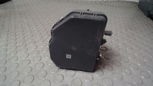 Foto: HAUPTBREMSAGGREGAT ABS eines Mazda 6 Sport Kombi 2.2 CD DPF