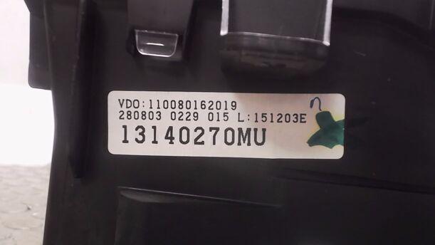 Foto: TACHOEINHEIT eines Opel Meriva 1.6 16V CL