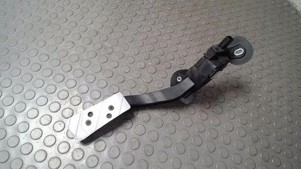 Foto: GASPEDAL eines Mazda 6 Sport Kombi 2.2 CD DPF CL