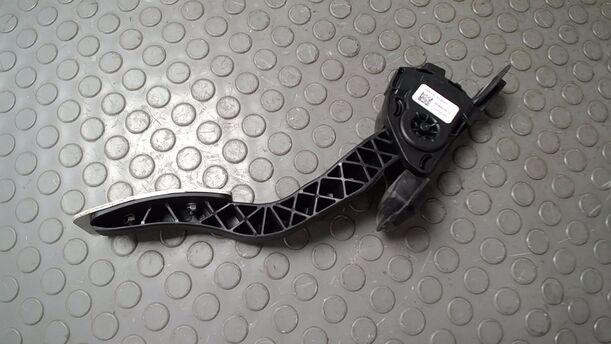 Foto: GASPEDAL eines Mazda 6 Sport Kombi 2.2 CD DPF CL