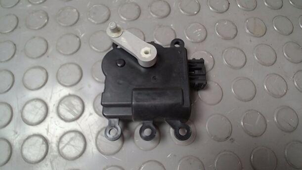 Foto: STELLMOTOR HEIZUNG eines Mazda 6 Sport Kombi 2.2 CD DPF CL