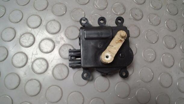 Foto: STELLMOTOR HEIZUNG eines Mazda 6 Sport Kombi 2.2 CD DPF CL