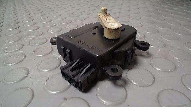 Foto: STELLMOTOR HEIZUNG eines Mazda 6 Sport Kombi 2.2 CD DPF CL